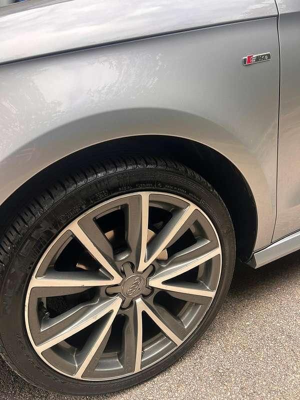 Usata Audi A1 Sportback Admired 95 CV (69 kW) 2018 Argento Utilitaria