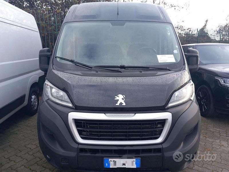 Usata Peugeot Boxer S 140 CV (102 kW) 2020 Rosso Furgone