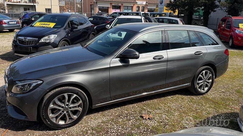 Usata Mercedes C250 Premium 204 CV (150 kW) 2017 Grigio Station wagon