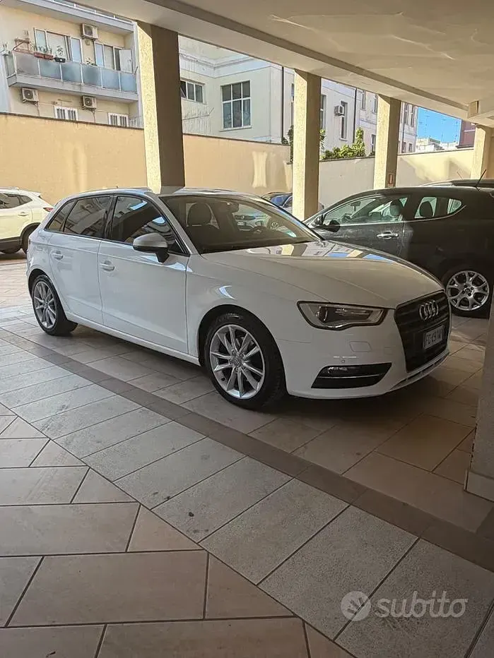 Usata Audi A3 Ambition 110 CV (80 kW) 2016 Bianco Berlina
