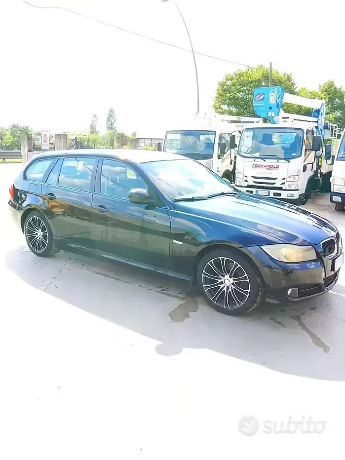 Usata BMW 318 143 CV (105 kW) 2009 Station wagon
