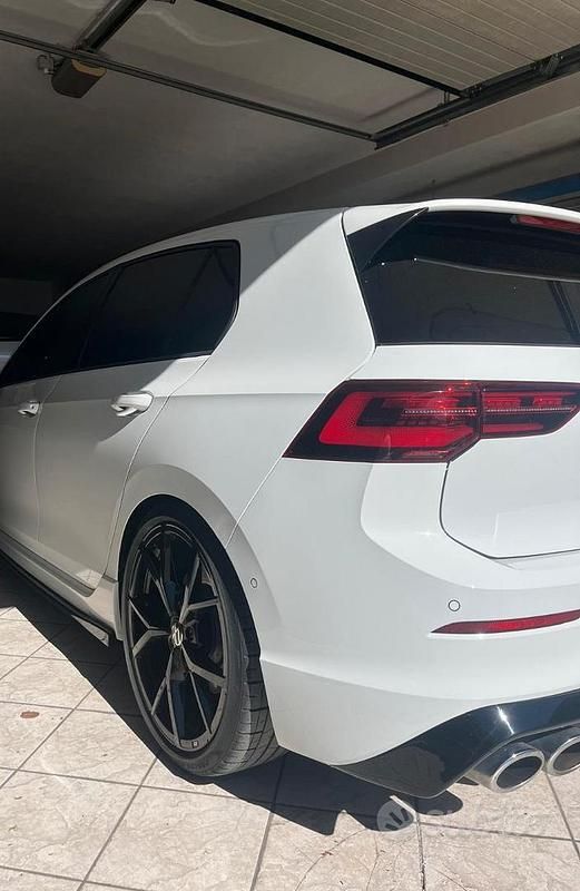 Usata VW Golf Black Edition 400 CV (294 kW) 2022 Bianco Coupé