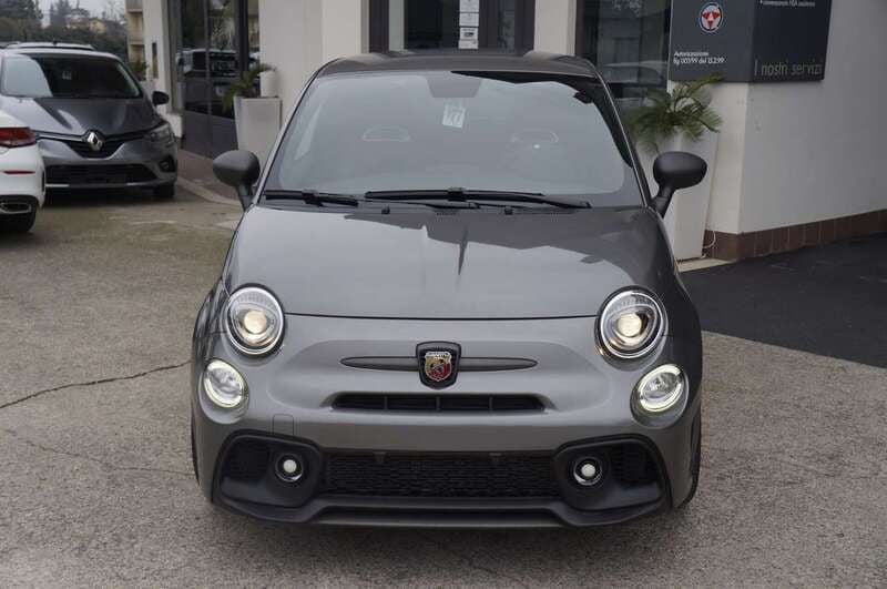 Usata Abarth 595 165 CV (121 kW) 2023 Grigio Utilitaria