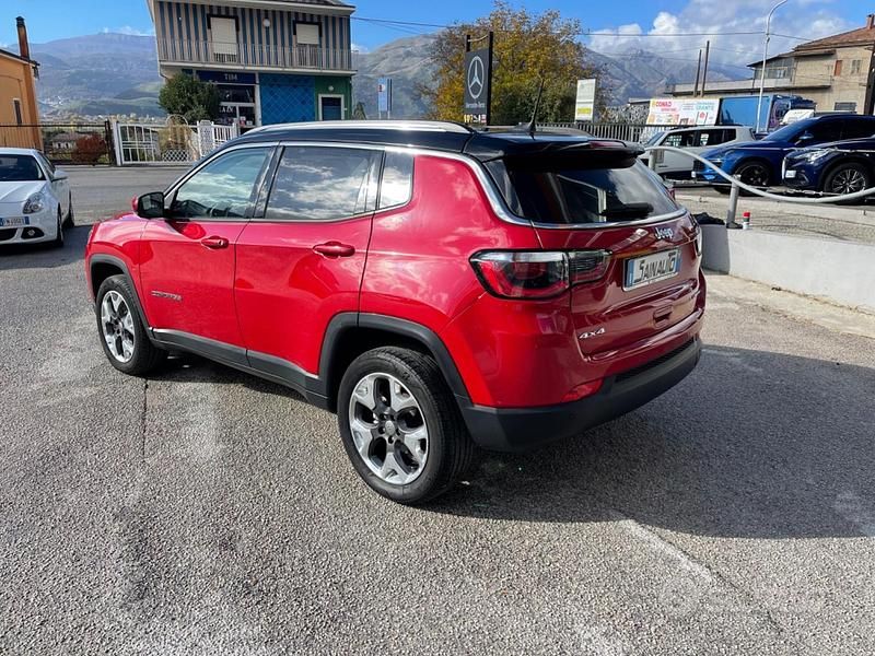 Usata Jeep Compass Limited 140 CV (102 kW) 2018 Rosso SUV