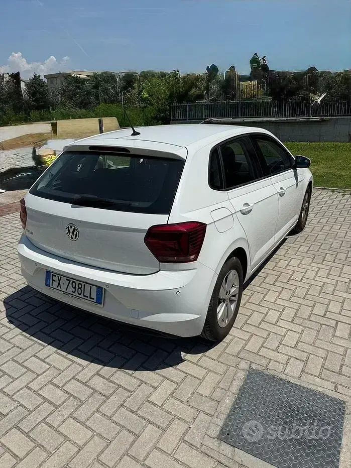Usata VW Polo 80 CV (58 kW) 2019 Bianco Utilitaria