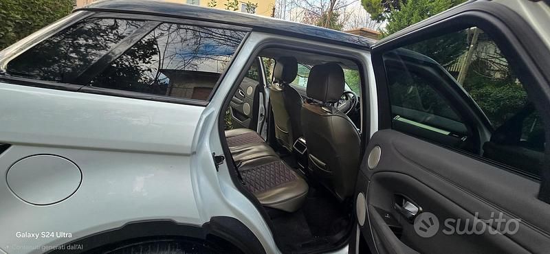 Usata Land Rover Range Rover evoque 200 CV (147 kW) 2018 Bianco SUV
