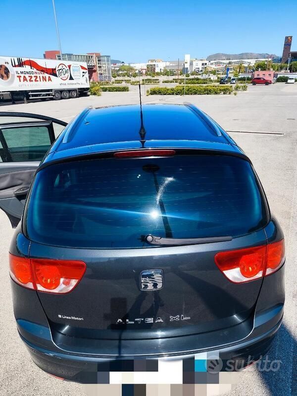 Occasion Seat Altea 105 PK (77 kW) 2009 Grijs MPV