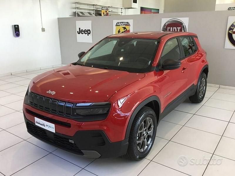 Nuova Jeep Avenger Longitude 101 CV (74 kW) 2025 Rosso SUV