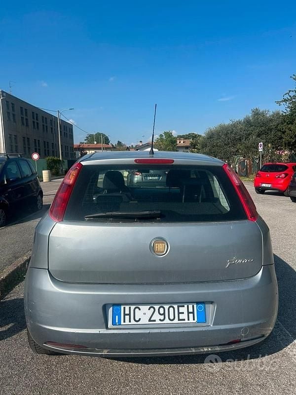 Usata Fiat Grande Punto 2005 Utilitaria