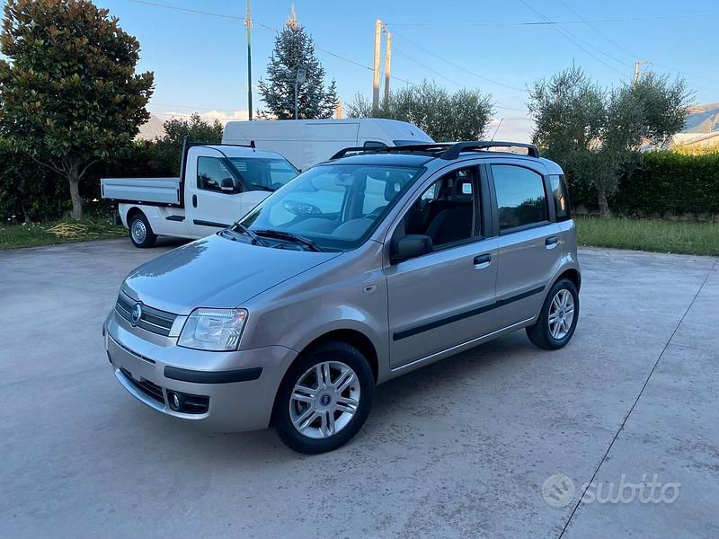 Usata Fiat Panda Emotion 60 CV (44 kW) 2005 Grigio Utilitaria