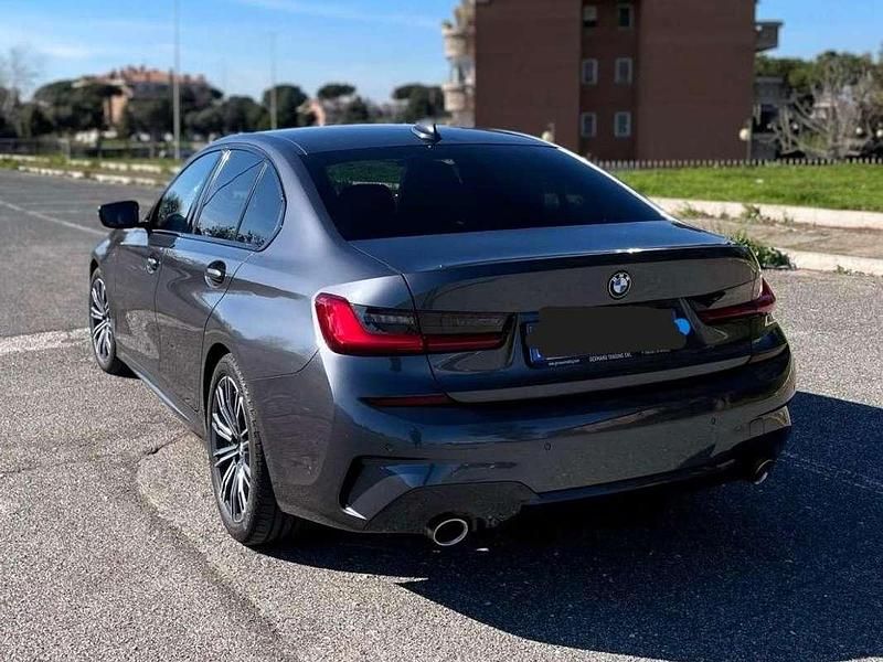 Usata BMW 318 M Sport 156 CV (114 kW) 2021 Grigio Berlina