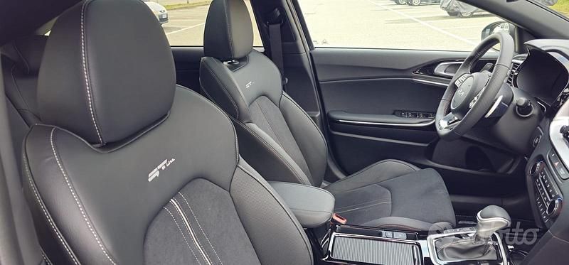 Usata Kia ProCeed GT-Line 160 CV (117 kW) 2024 Grigio Coupé