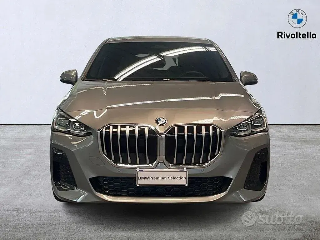 Usata BMW 220 Active Tourer M Sport 156 CV (114 kW) 2025 Grigio Monovolume