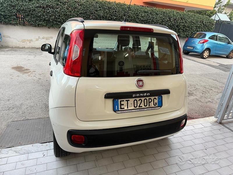 Usata Fiat Panda Easy 69 CV (50 kW) 2013 Bianco Berlina