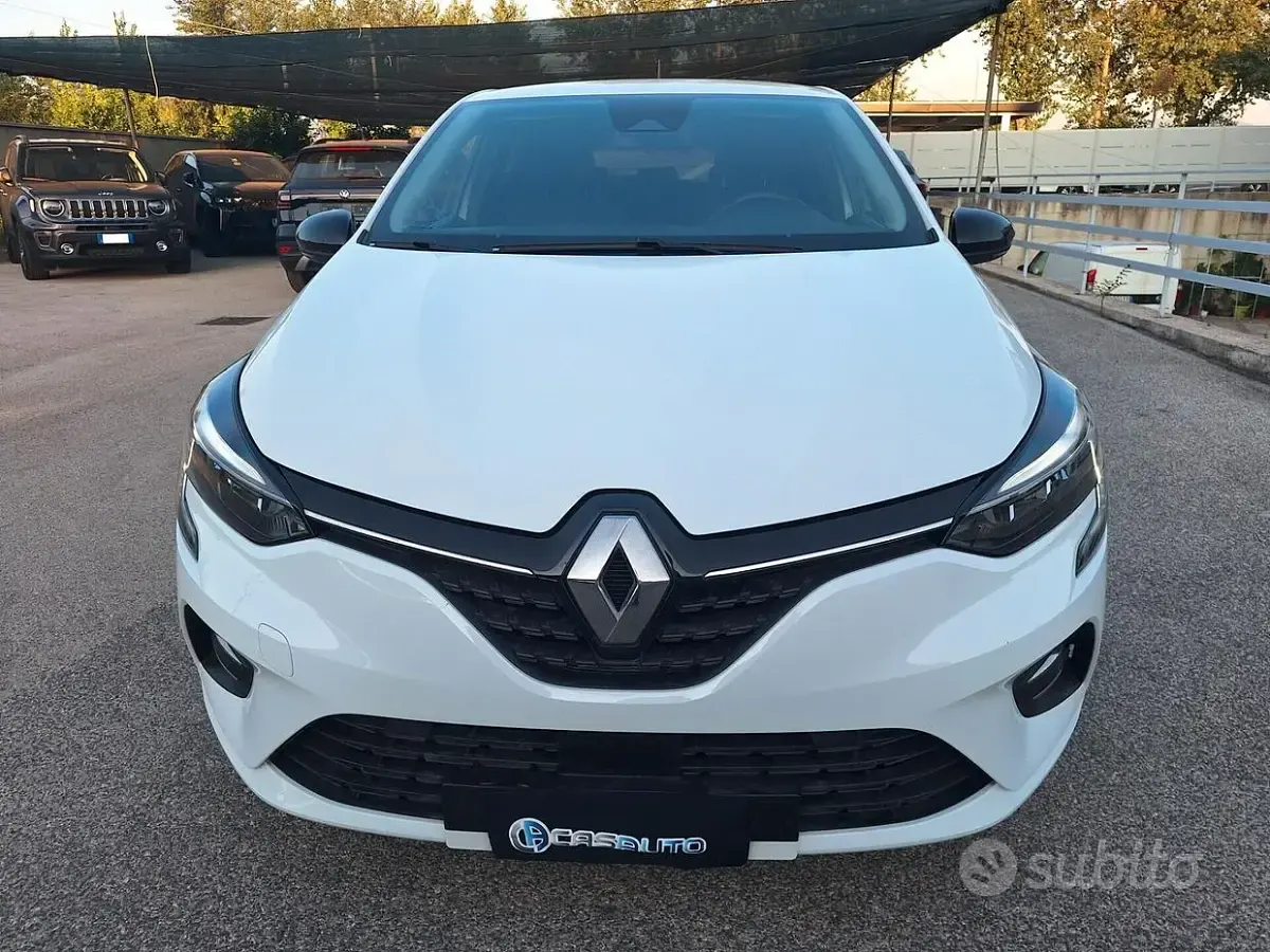 Usata Renault Clio V Evolution 101 CV (74 kW) 2023 Bianco Berlina
