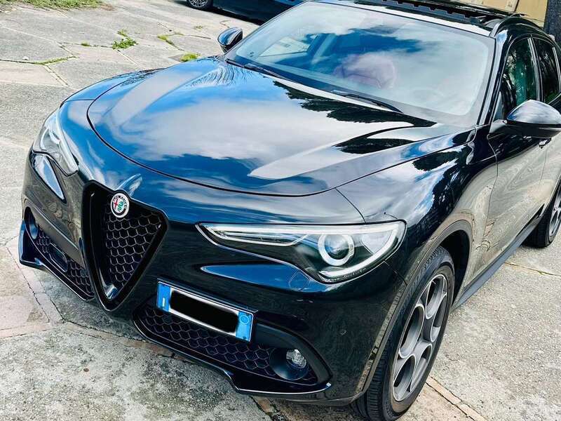 Usato 2018 Alfa Romeo Stelvio 2.1 Diesel 209 CV (25.900 €)