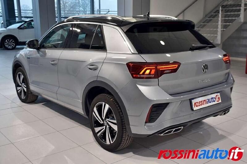 Usata VW T-Roc R-line Plus 150 CV (110 kW) 2024 Pyrit silver tetto nero SUV