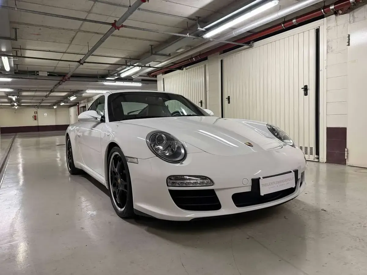 Usata Porsche 997 345 CV (253 kW) 2009 Bianco Coupé