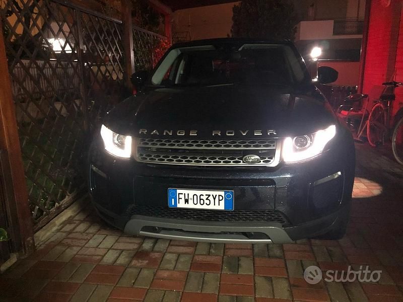 Usata Land Rover Range Rover evoque 150 CV (110 kW) 2019 Blu Berlina