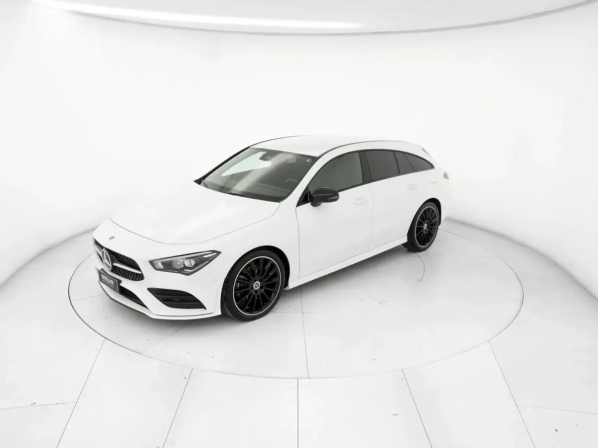 Usata Mercedes CLA200 Premium 150 CV (110 kW) 2023 Bianco Coupé