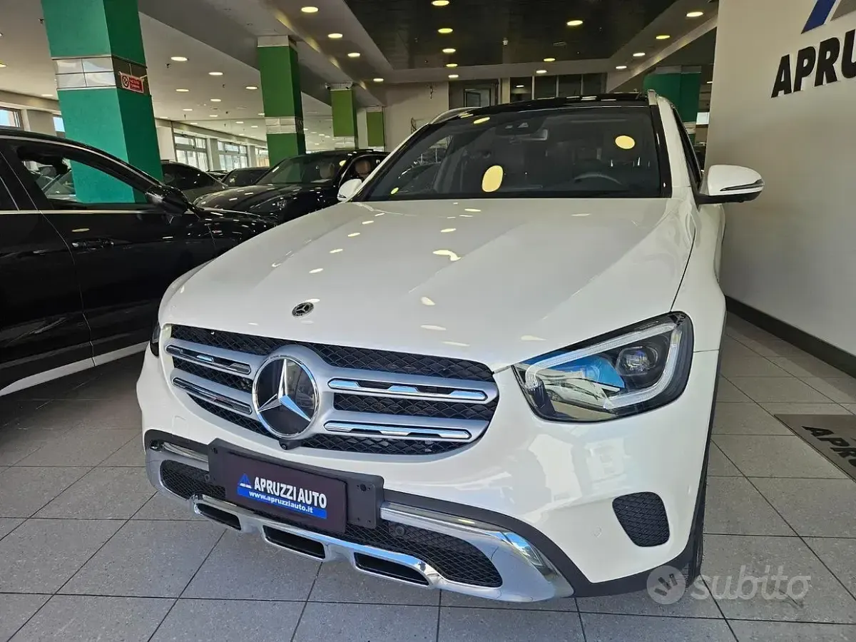 Usata Mercedes GLC300e 194 CV (142 kW) 2021 Bianco SUV