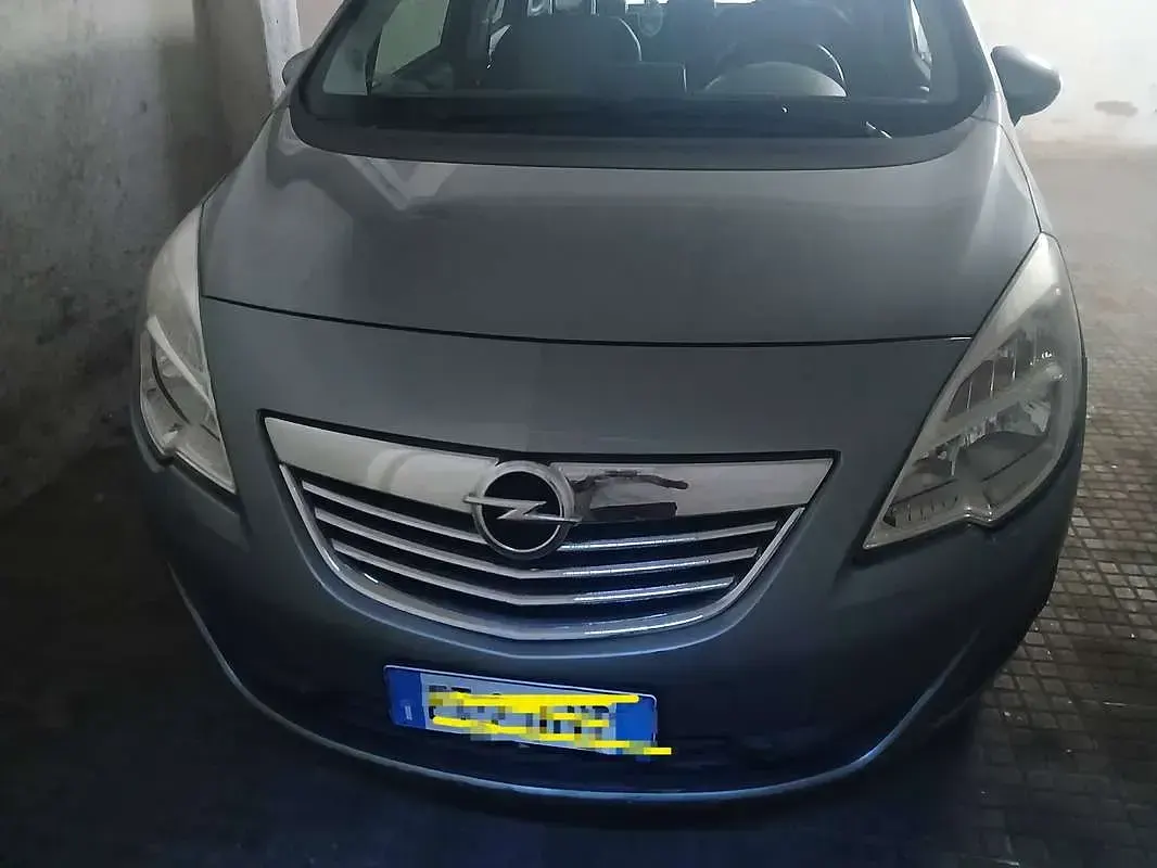 Usata Opel Meriva 131 CV (96 kW) 2014 Monovolume