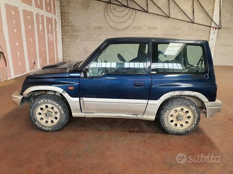 Usata Suzuki Vitara 74 CV (54 kW) 1999 Blu SUV