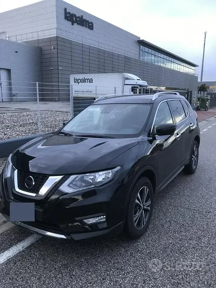 Usata Nissan X-Trail 177 CV (130 kW) 2017 Nero SUV