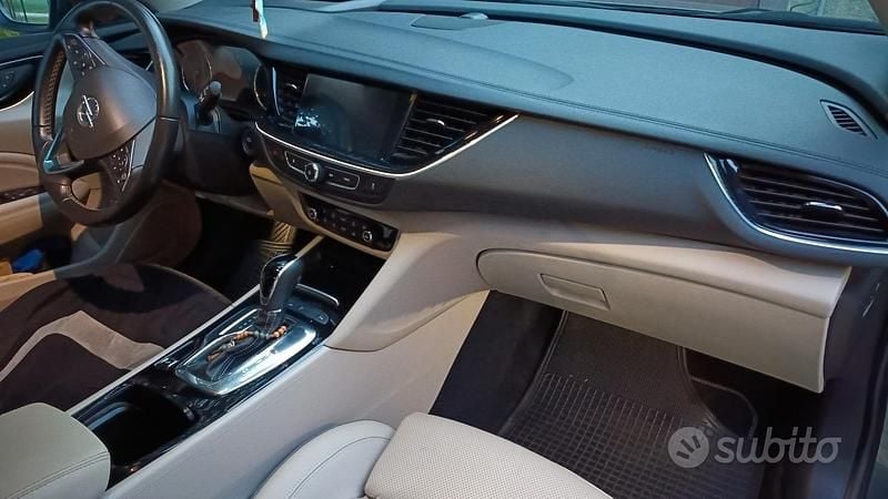 Usata Opel Insignia Sport 170 CV (125 kW) 2018 Grigio Station wagon