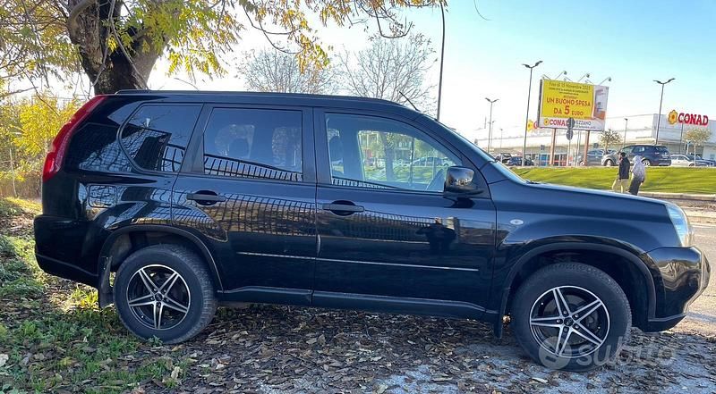 Usata Nissan X-Trail 150 CV (110 kW) 2008 Nero SUV