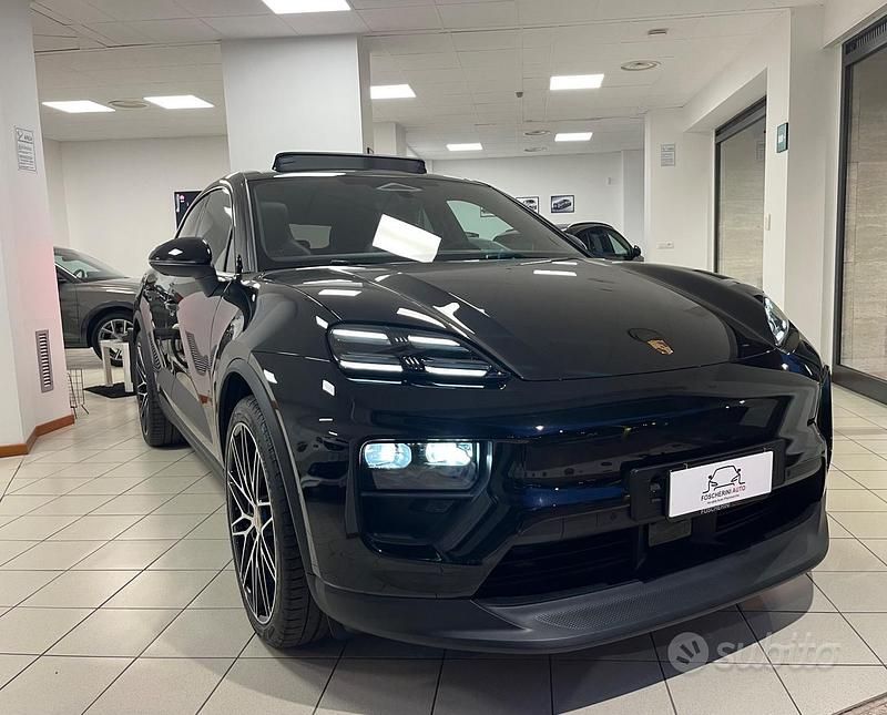 Usata Porsche Macan Electric 264 kW (360 CV) 2025 Nero SUV