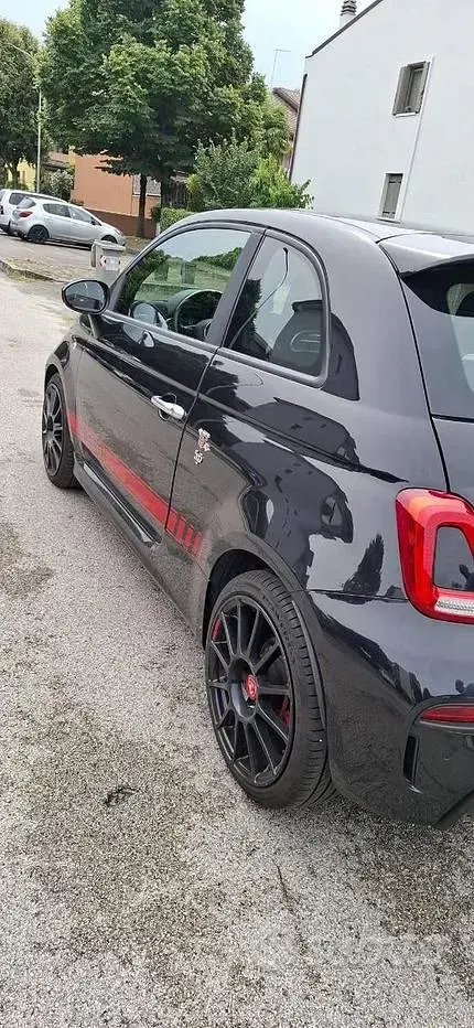 Usata Abarth 595 140 CV (102 kW) 2018 Nero Utilitaria