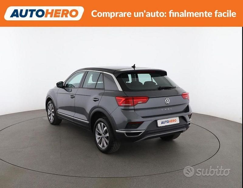 Usata VW T-Roc Style 116 CV (85 kW) 2019 Grigio SUV