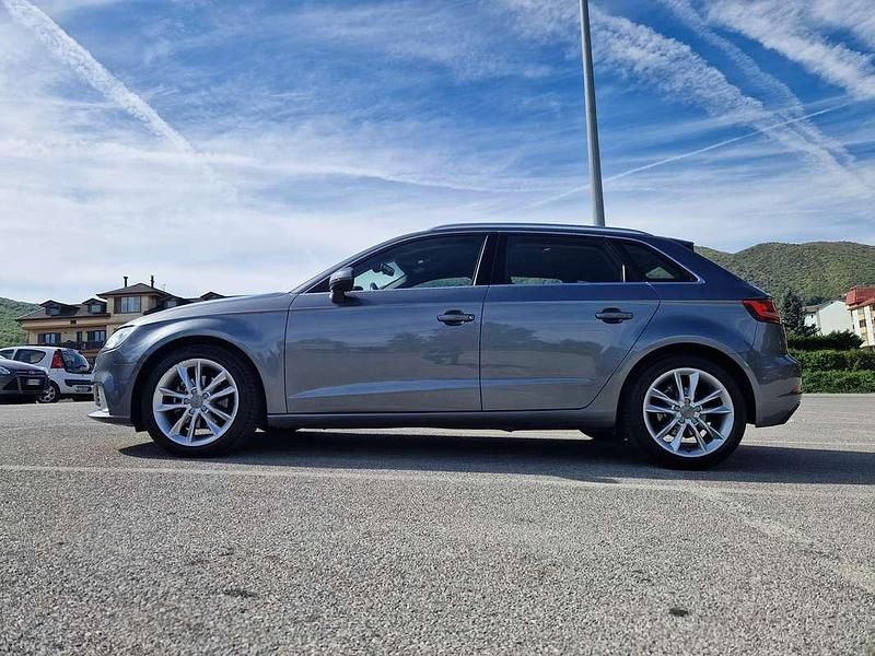 Usata Audi A3 Sport 116 CV (85 kW) 2017 Grigio Berlina