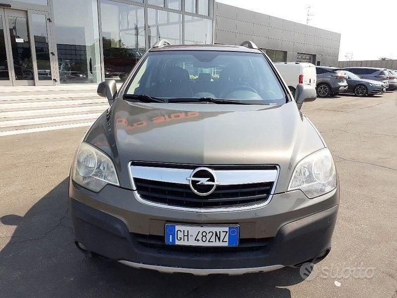 Usata Opel Antara 150 CV (110 kW) 2007 Grigio SUV