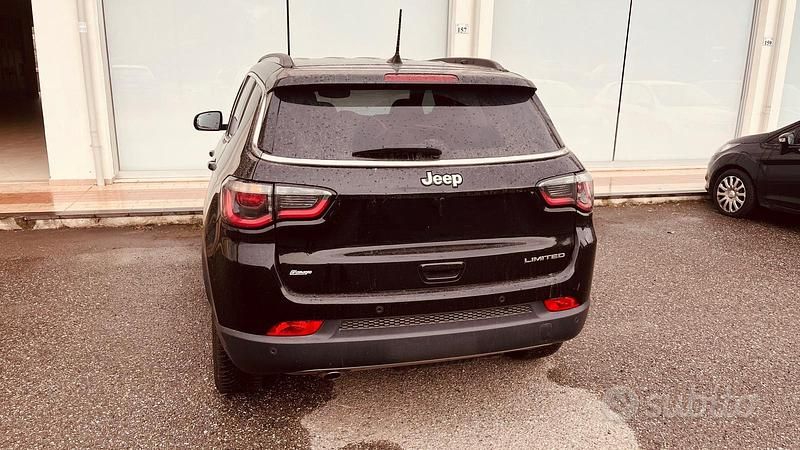 Usata Jeep Compass 120 CV (88 kW) 2020 Nero SUV