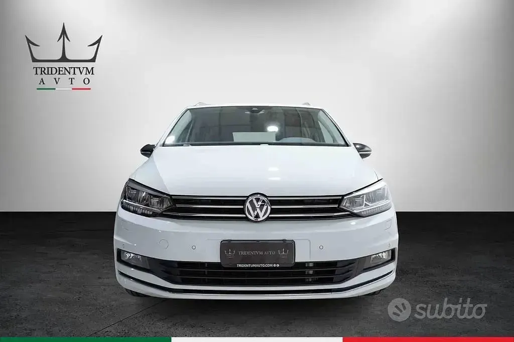 Usata VW Touran Executive 150 CV (110 kW) 2020 Bianco Monovolume