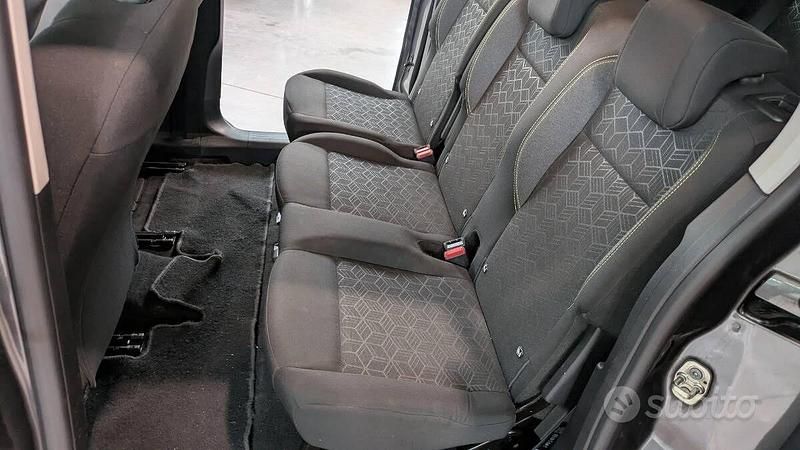 Usata Peugeot Rifter Active 102 CV (75 kW) 2020 Other Monovolume