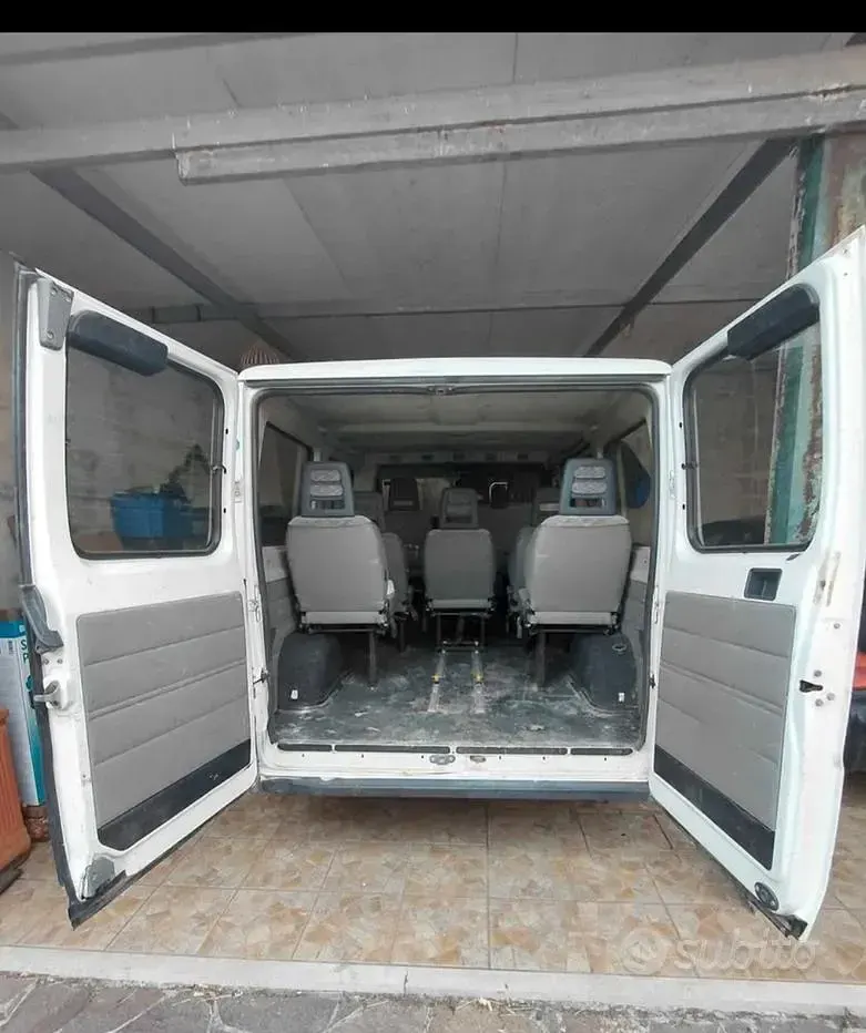 Usata Fiat Ducato 122 CV (89 kW) 2000 Bianco Furgone