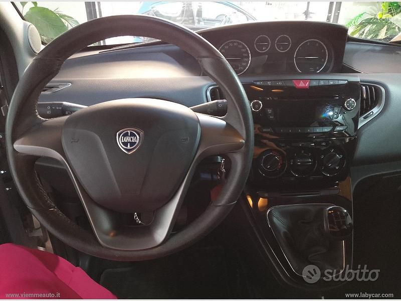 Usata Lancia Ypsilon S 95 CV (69 kW) 2011 Grigio Utilitaria