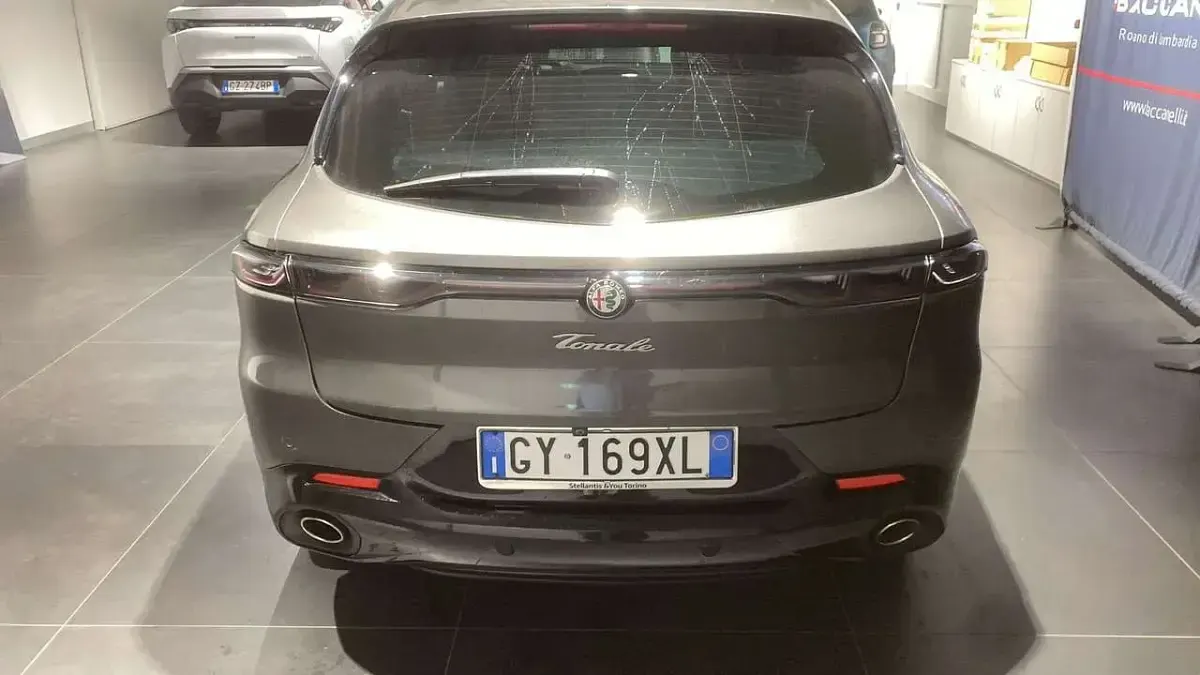 Usata Alfa Romeo Tonale Veloce 280 CV (205 kW) 2025 Grigio SUV