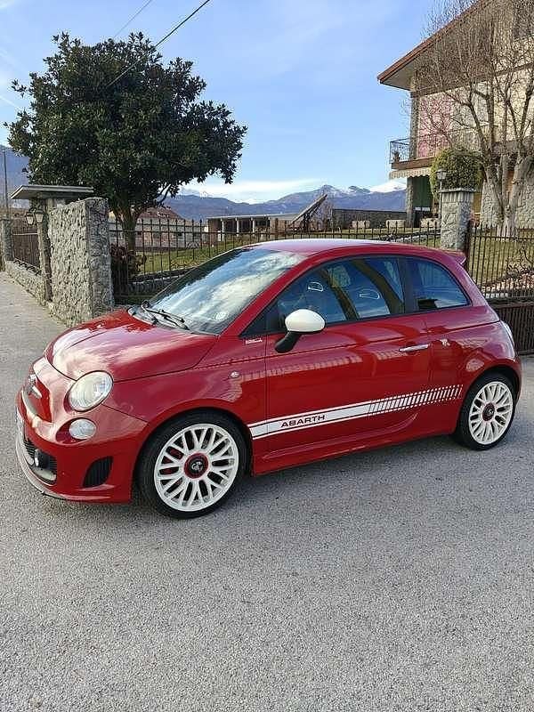 Usata Abarth 500 135 CV (99 kW) 2010 Utilitaria