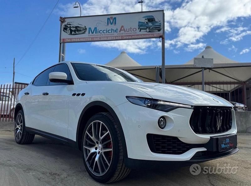 Usata Maserati Levante GranLusso 275 CV (202 kW) 2017 Bianco SUV