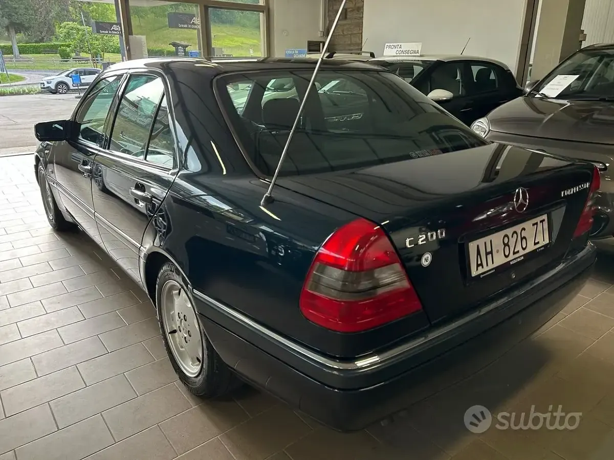 Usata Mercedes C200 Elegance 180 CV (132 kW) 1996 Bluazzurro Berlina