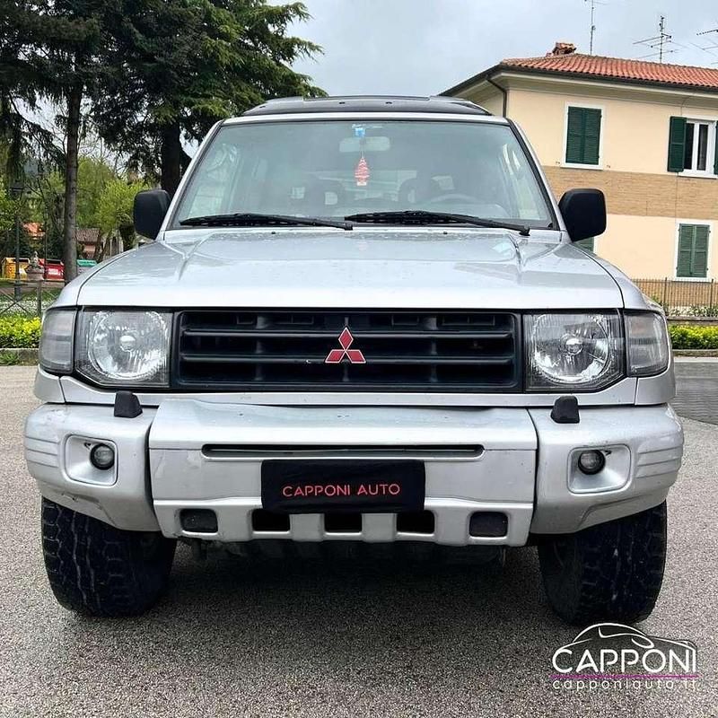 Usata Mitsubishi Pajero 115 CV (84 kW) 2001 Argento SUV