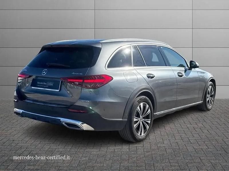 Begagnad Mercedes C220 Premium Plus 197 HK (144 kW) 2023 Grå Kombi