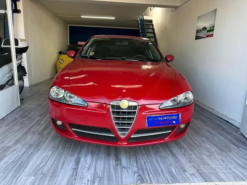 Usata Alfa Romeo 147 149 CV (109 kW) 2007 Rosso Utilitaria