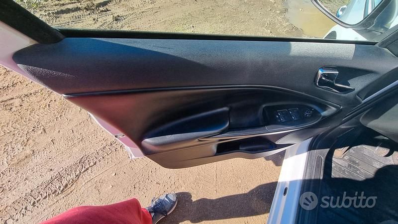 Usata Alfa Romeo Giulietta 120 CV (88 kW) 2017 Bianco Utilitaria