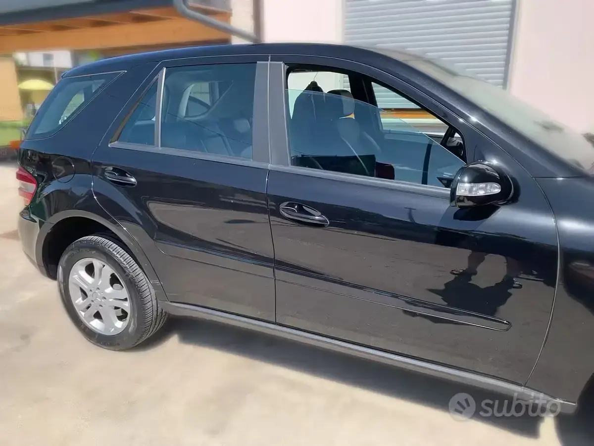 Usata Mercedes ML280 190 CV (139 kW) 2006 Nero SUV