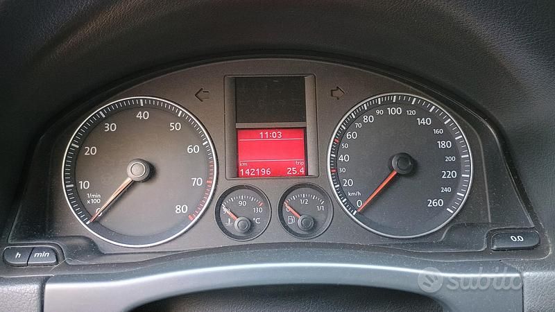 Usata VW Golf IV 115 CV (84 kW) 2006 Grigio Berlina